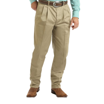 Wrangler Men's Casual Pleated Front Relaxed Fit In Black Pants