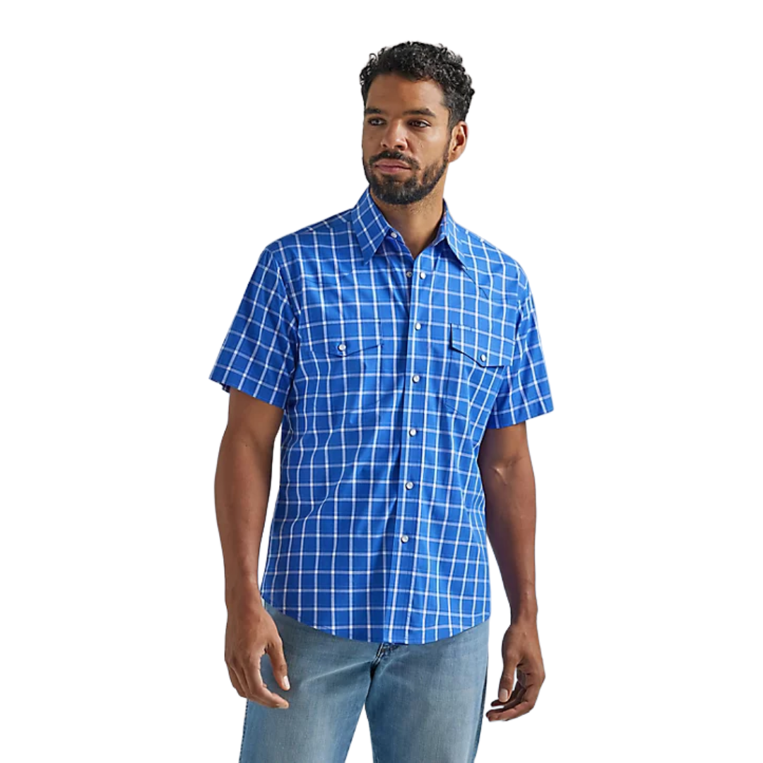 Wrangler Men's Wrinkle Resist Blue Shirt