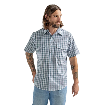Wrangler Men's Western Snap Wrinkle Resist Shirt