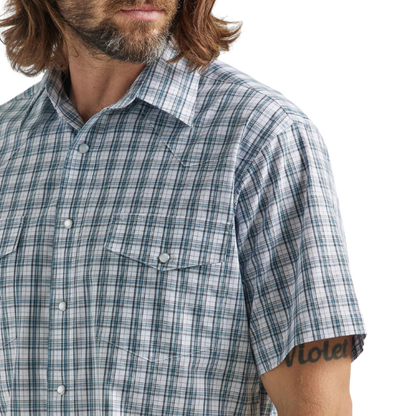 Wrangler Men's Western Snap Wrinkle Resist Shirt