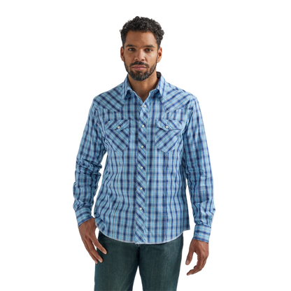 Wrangler Men's Plaid Navy Blue Shirt