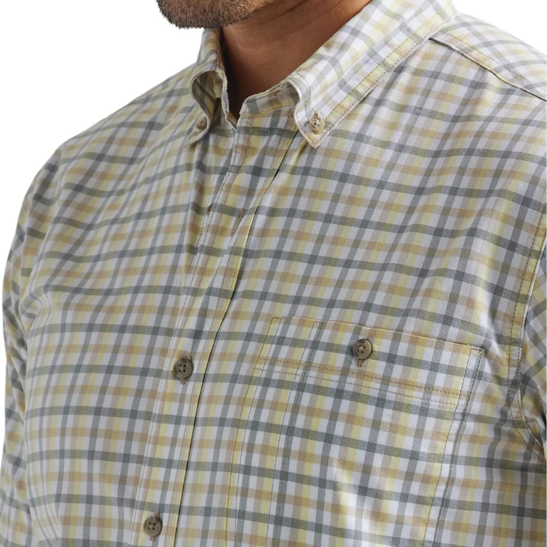 Wrangler Men's Wear Short Sleeve Wrinkle Multicolor Shirt