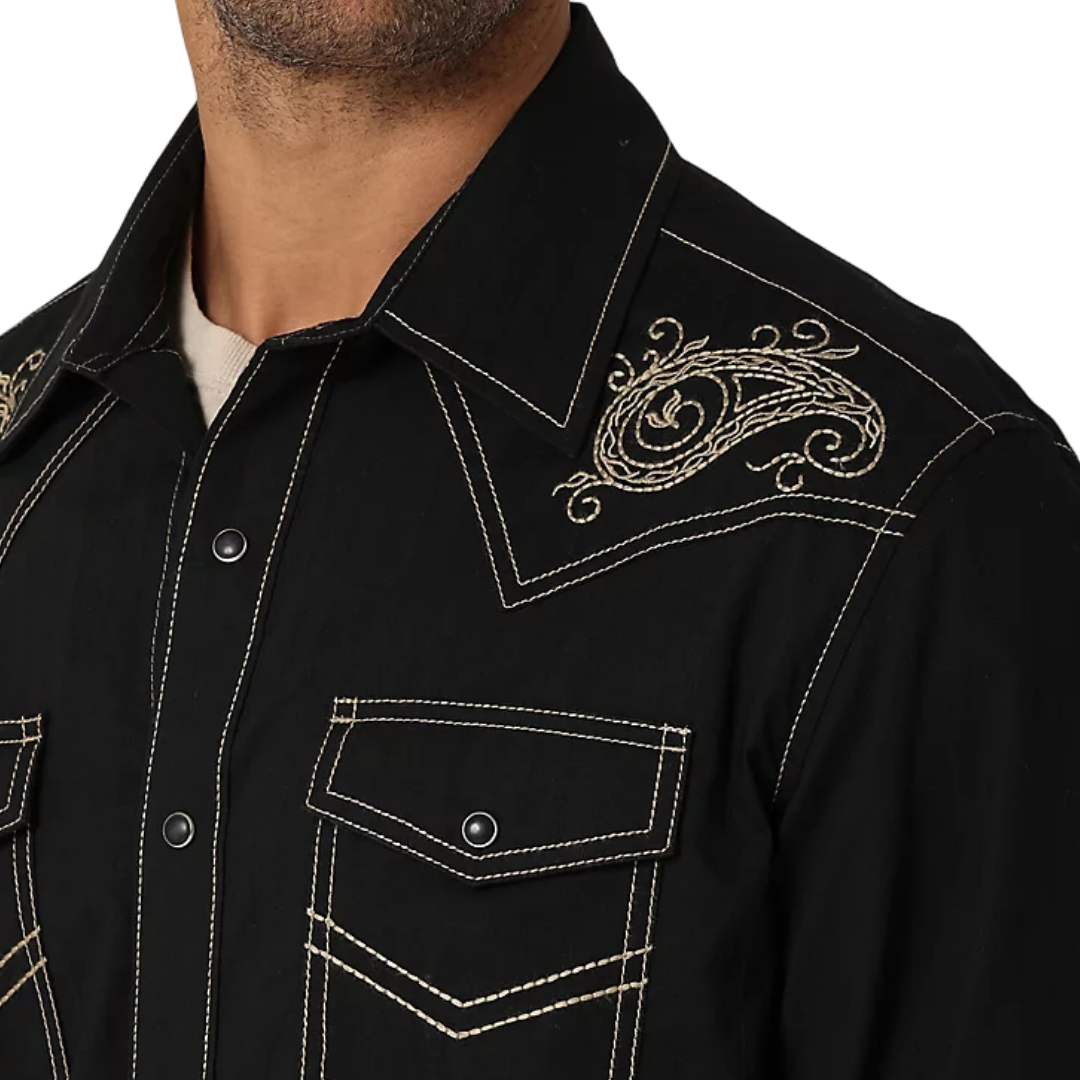 Wrangler Men's Rock 47 Long Sleeve Embroidered Solid Black Shirt