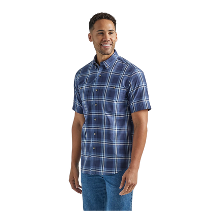 Wrangler Men's Rugged Wear Short Sleeve Deep Blue Shirt