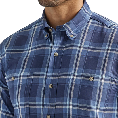 Wrangler Men's Rugged Wear Short Sleeve Deep Blue Shirt