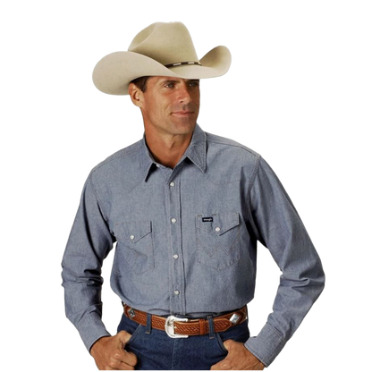 Wrangler Men's Cowboy Cut Light Blue Chambray Shirt
