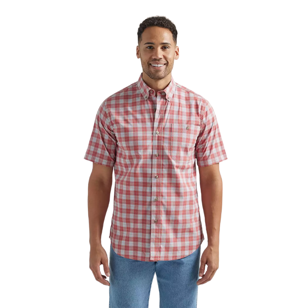 Wrangler Men's Rugged Wear Wrinkle Resist Plaid Pale Red Shirt