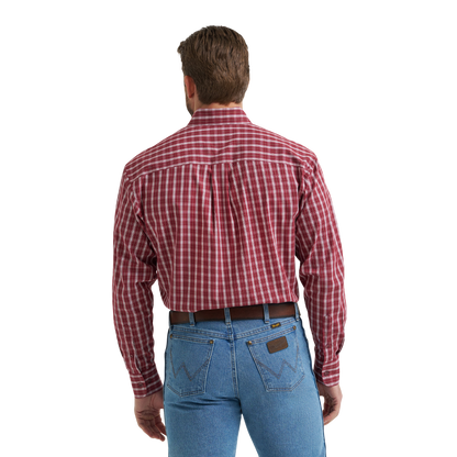 Wrangler Men's Wrinkle Resist Long Sleeve Western Snap Plaid Shirt in Burgundy - L