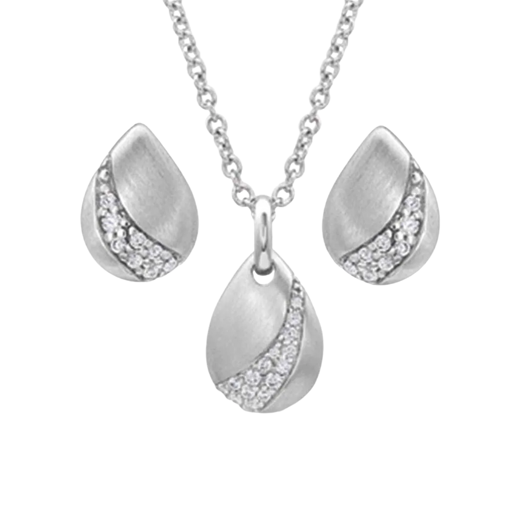 Montana Silversmiths Women's Satin Teardrop Grey Sets