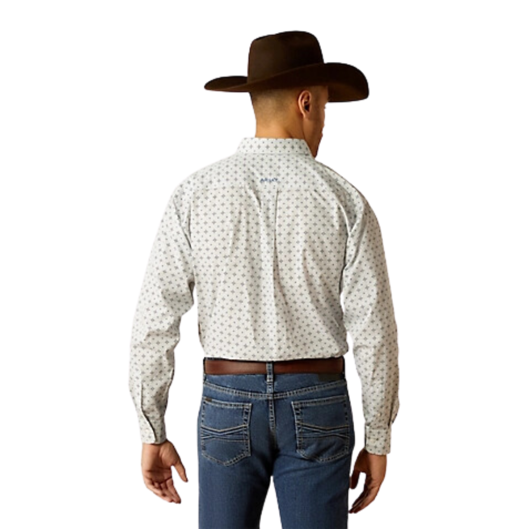 Ariat Men's Wrinkle Free Lucca Classic Light Blue Shirt