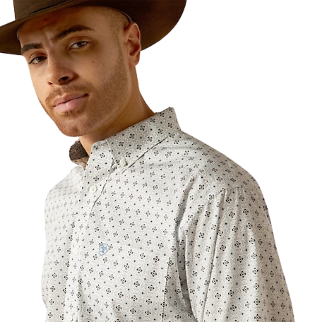 Ariat Men's Wrinkle Free Lucca Classic Light Blue Shirt