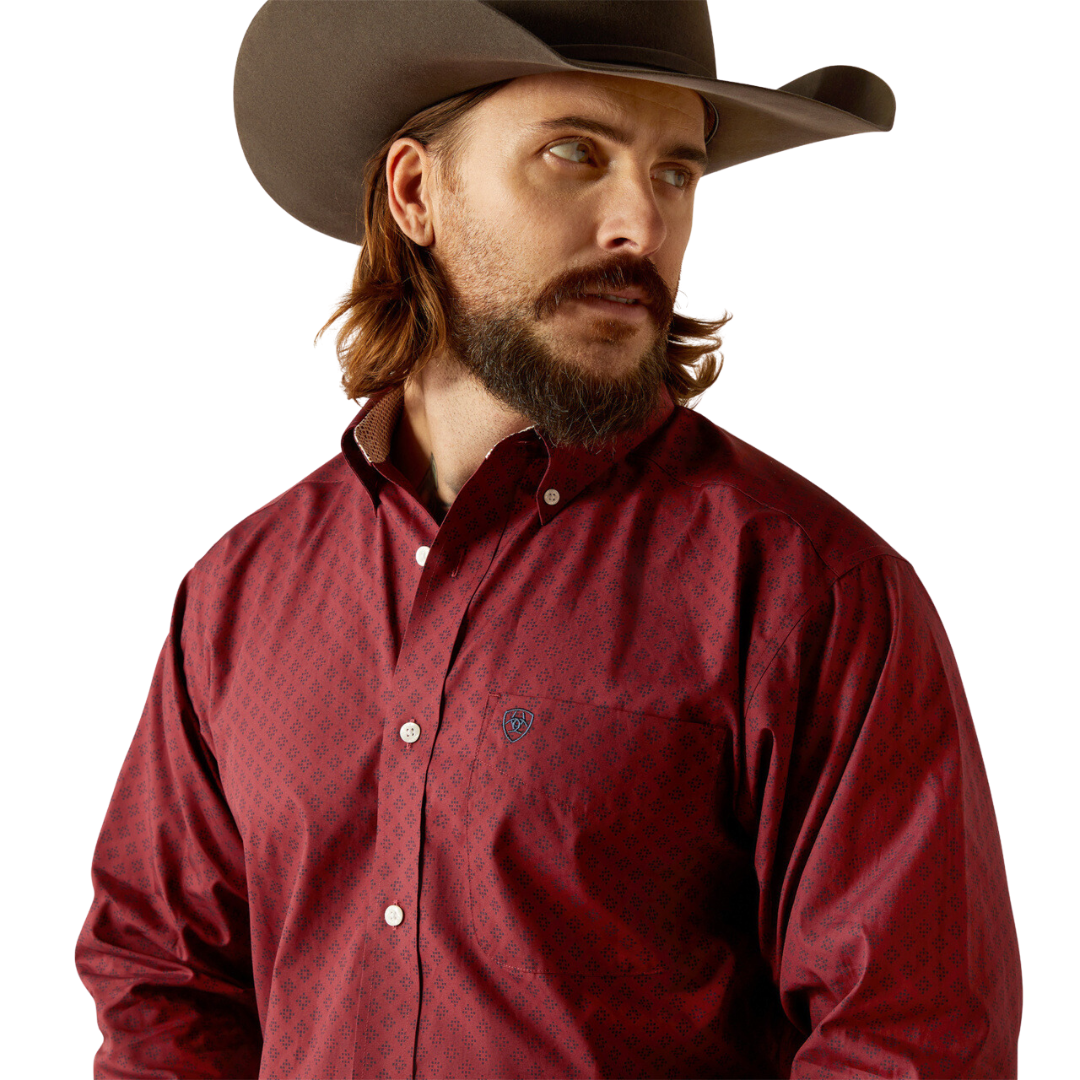 Ariat Men's Issac Dark Red Shirt