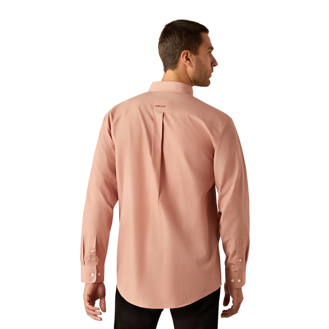 Ariat Men's Wrinkle Free Solid Brick Shirt
