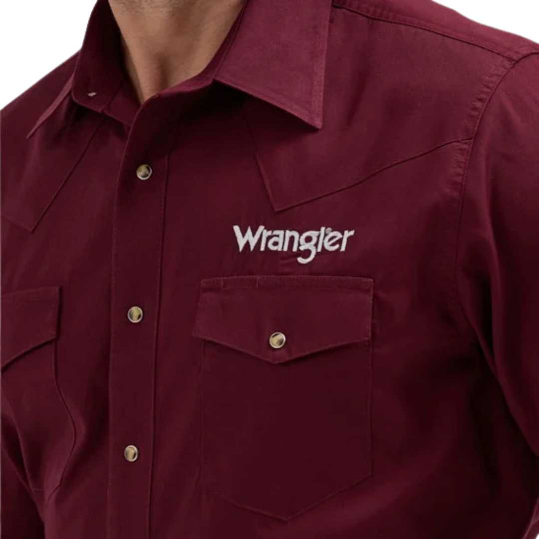 Wrangler Men's Logo Solid Burgundy Shirt
