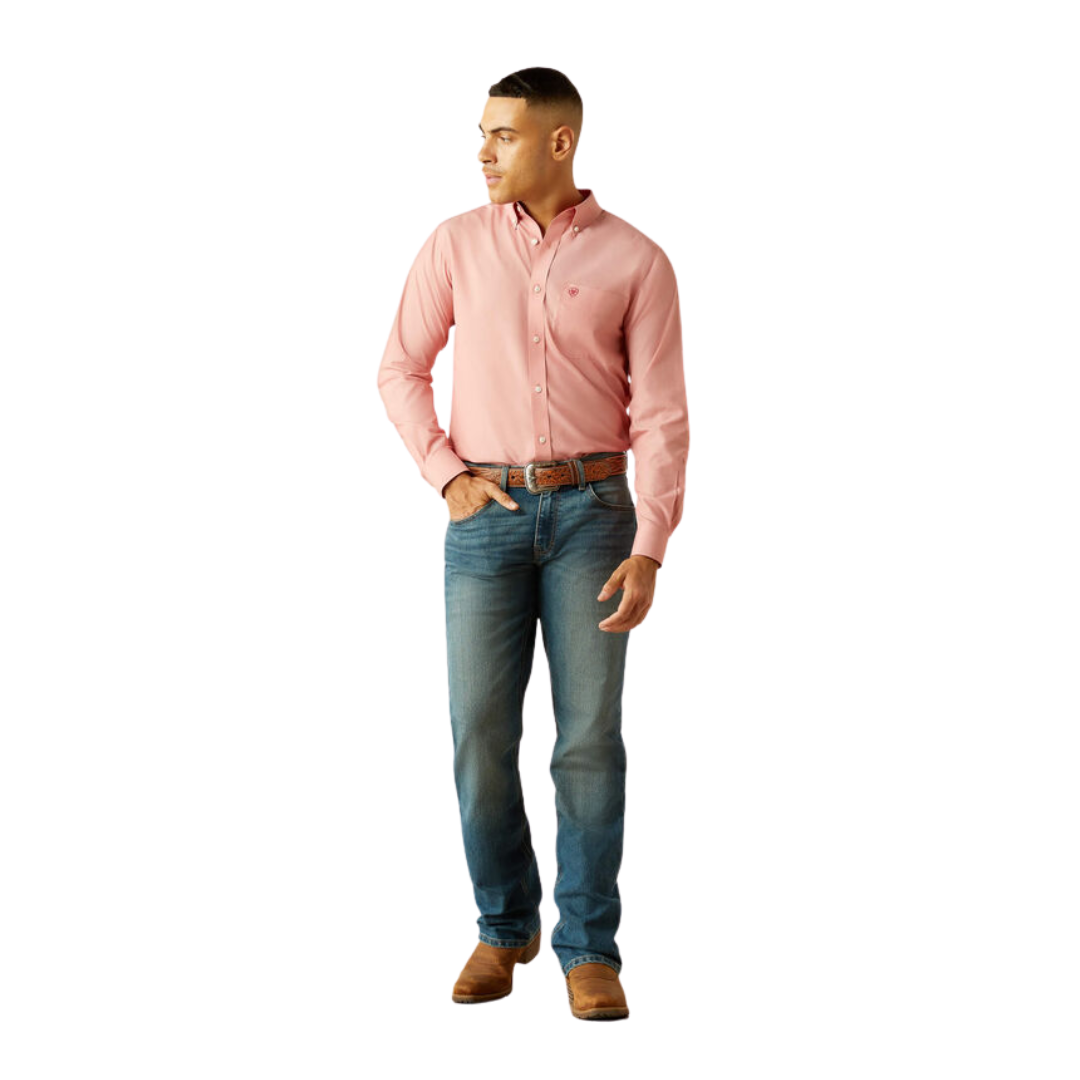 Ariat Men's Wrinkle Free Solid Fitted Red Shirt