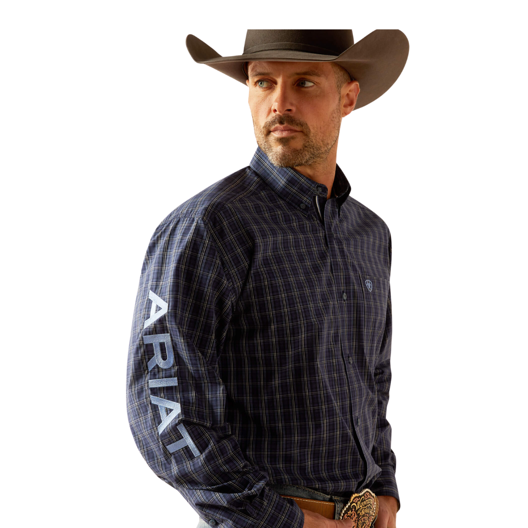 Ariat Men's Rider Fitted Light Blue Shirt