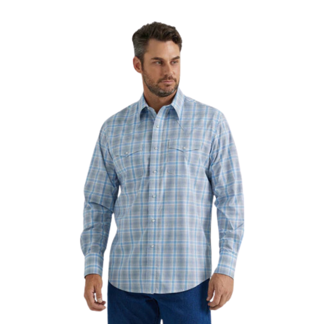 Wrangler Men's Classic Fit Wrinkle Blue Plaid Shirt
