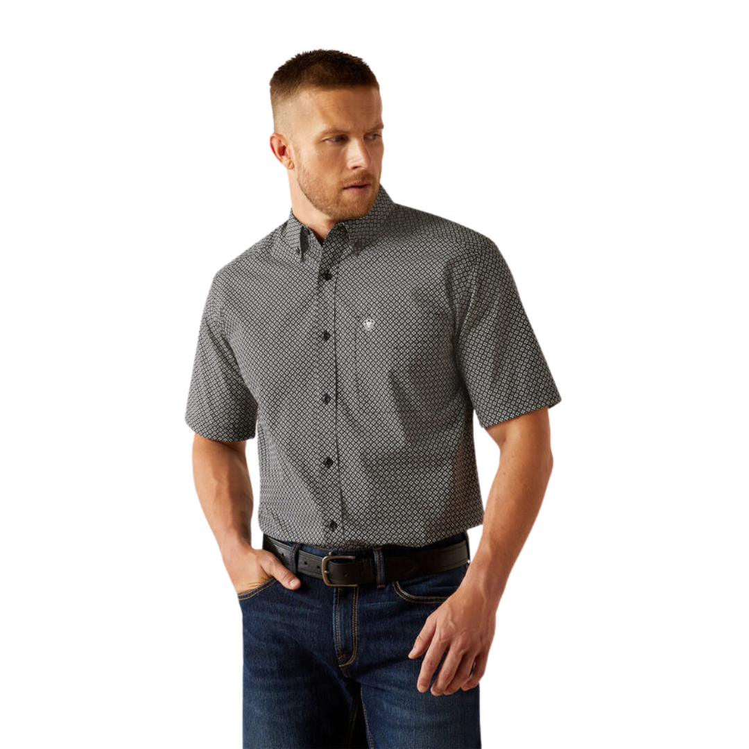 Ariat Men's Gene Classic Fit Black Shirt