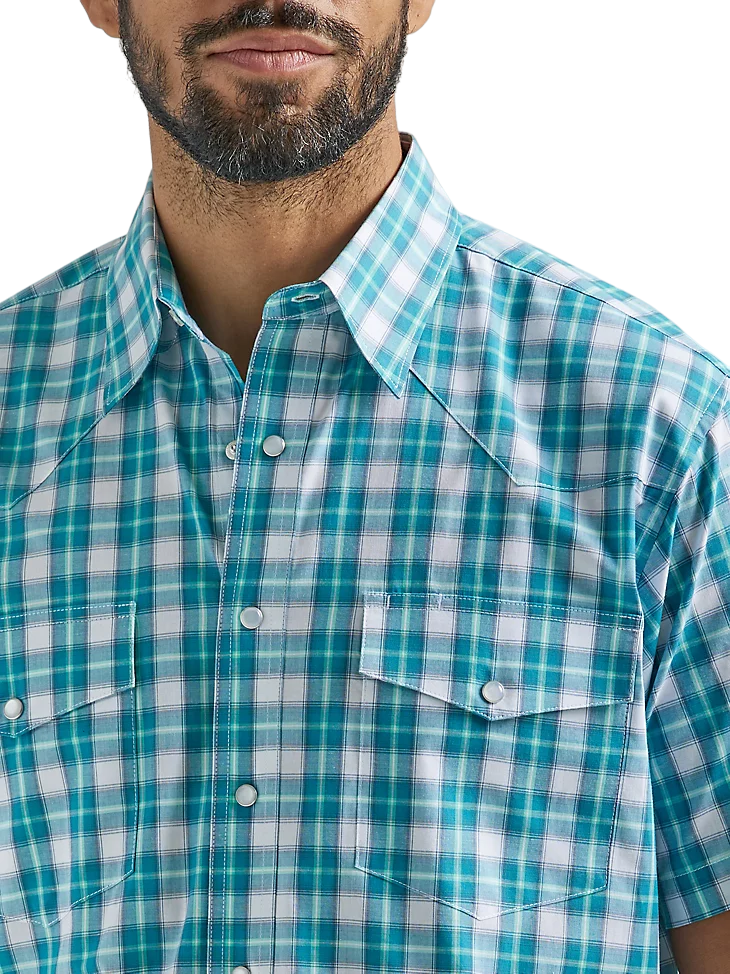 Wrangler Men's Wrinkle Resistant Western Teal Shirt