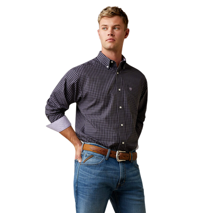 Ariat Mens Wrinkle Free Fitzgerald Fitted Shirt