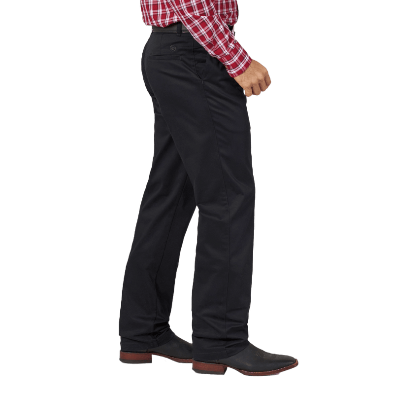 Wrangler Men's Black Pleated Fit Wrinkle Resistant Casual Pants