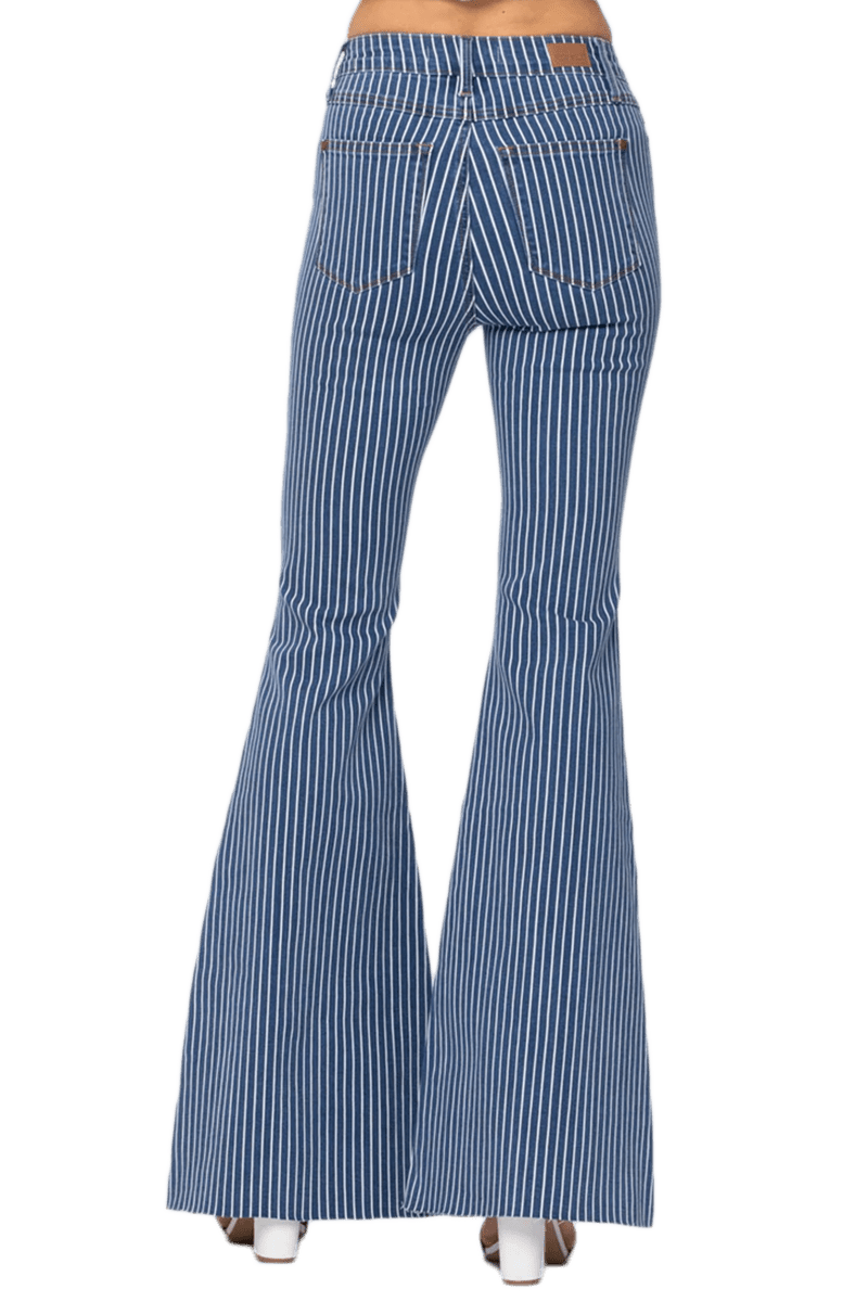Stylish Judy Blue Women s Super Flare Jeans The Boot Jack