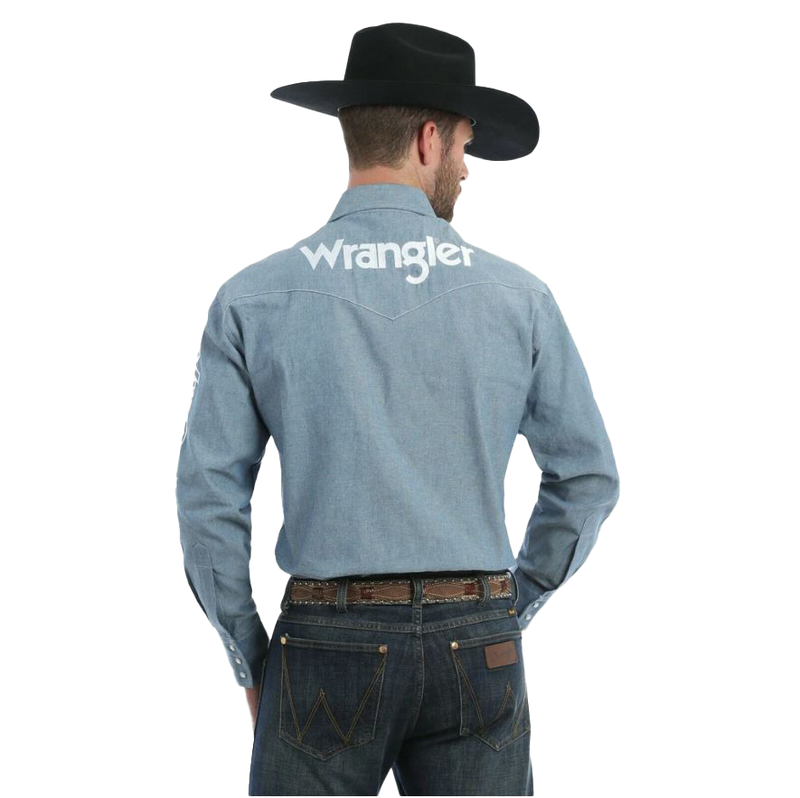 Wrangler Men’s Long Sleeve Button Down Logo Shirt